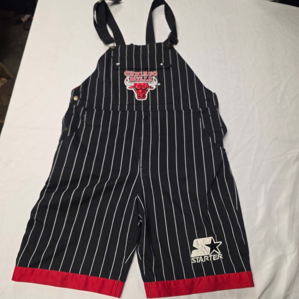 Vintage 1990s Starter Chicago Bulls NBA Pinstripe Overall Shorts Medium